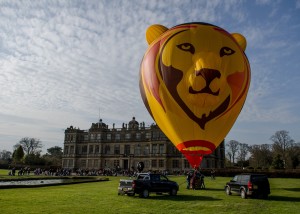 Longleat's flying lion hot air balloon