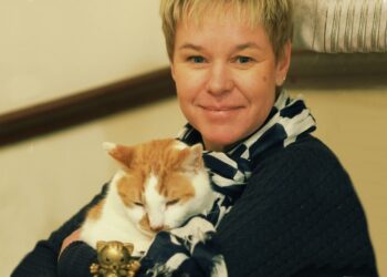 Frome’s ‘purr-son’ of the year gets ‘pawsome’ prize