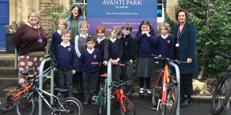 Headteachers prepare for Safer School Streets trial