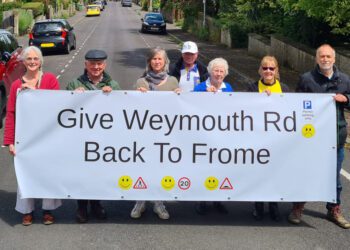 Town council support  residents over ‘undemocratic’ parking scheme process