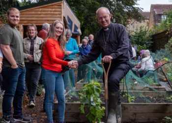 Frome congregation welcomes Archbishop of Canterbury for special visit and blessing