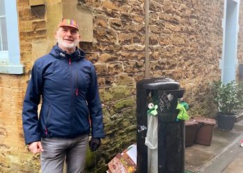 Town councillors tackle street cleanliness following growing frustration