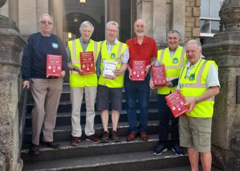 Friends of Frome Hospital seek long-term defibrillator solution