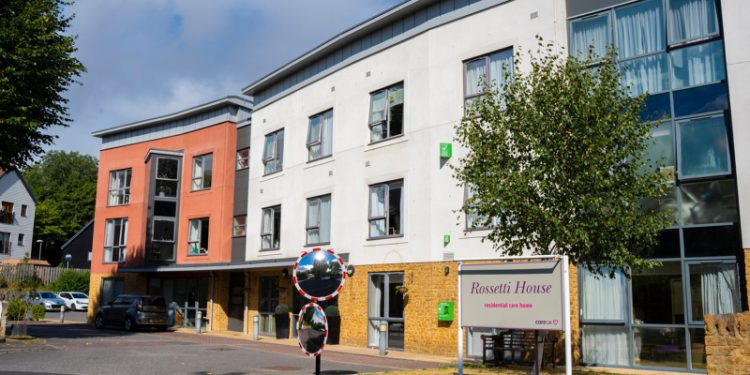 Live life the way you choose, at Rossetti House care home