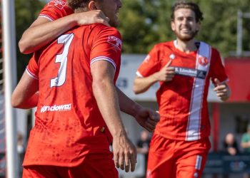 Robins continue unbeaten start