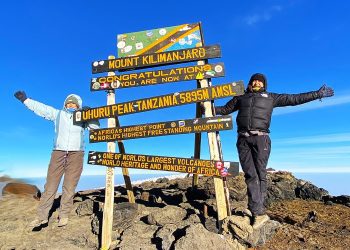 Sisters conquer Kilimanjaro in aid of water charity