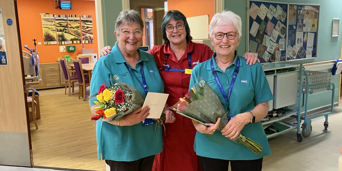 Community hospital volunteers retire after 18 years