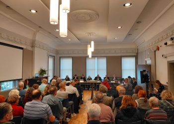 Council ‘fires the starting pistol’ to sell off Saxonvale site