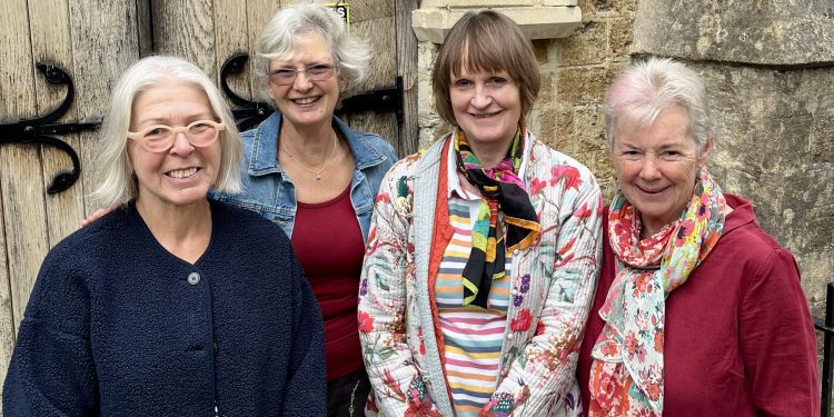 Local artists to sell work at festive market