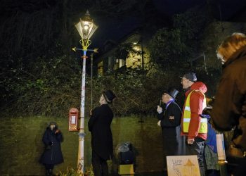 Valentine lamp lighting ceremony returns this week