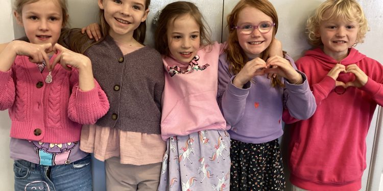 Schoolchildren raise funds for cancer charity