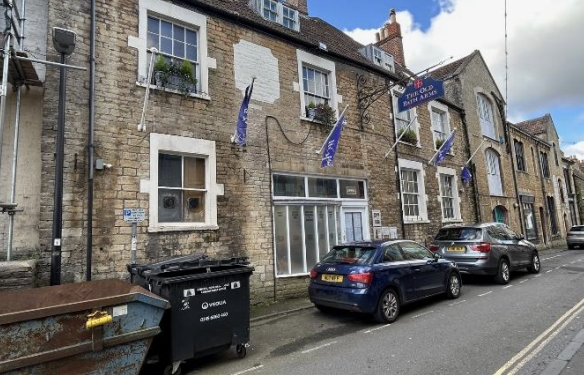 Plans to convert Frome pub into flats and commercial unit
