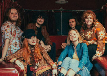 Mothers and daughters to play live music event