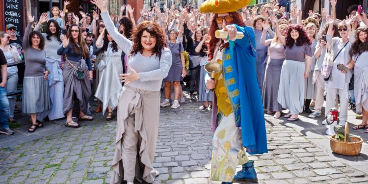 Kate Bush flashmob takes over town centre