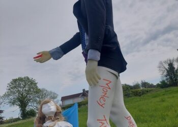 Mystery art installation appears at Packsaddle Fields