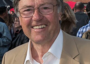 Tributes paid to Frome stalwart Martin Bax MBE