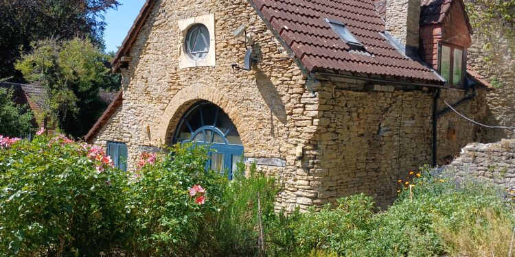 Explore the hidden gardens of Frome