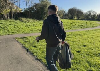Young resident takes on litter challenge